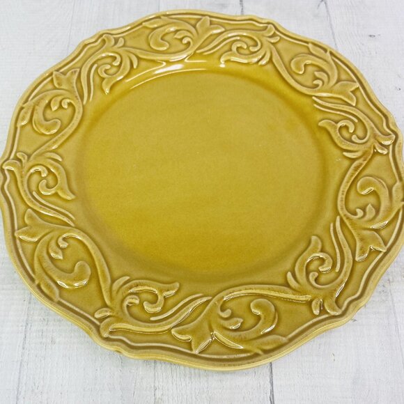 Chris Madden JC Penny CORVELLA GOLD  Emboss Scroll Stoneware Dinner Plate Set 4 - Picture 2 of 16